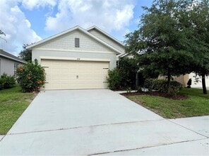 Building Photo - 324 Charles Dr