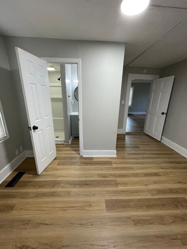 Building Photo - Butler Tarkington -  3 bedroom home