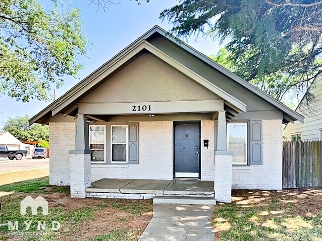 Building Photo - 2101 22nd St
