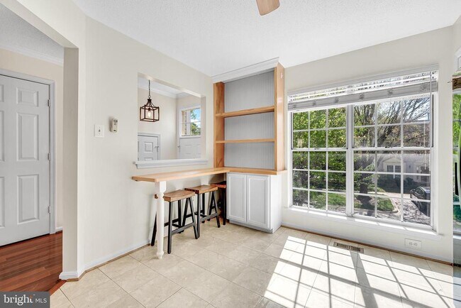 Foto del edificio - 2303 Massanutten Dr