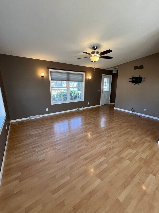 Foto del edificio - Beautiful Spacious 2 Home Rental!