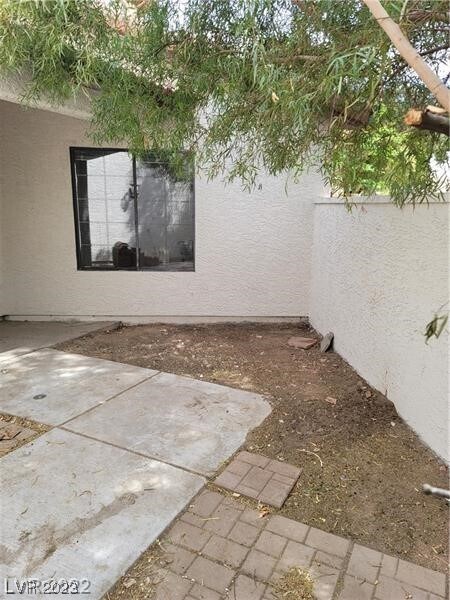 Building Photo - 3805 N Twig Ln