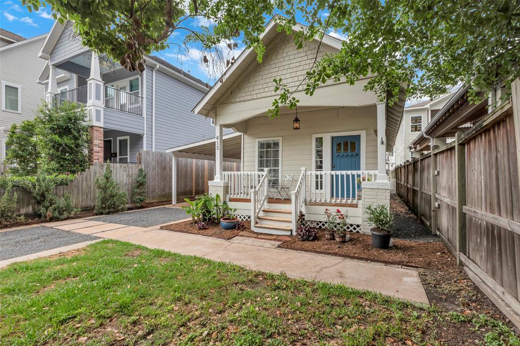Foto principal - 615 Allston St