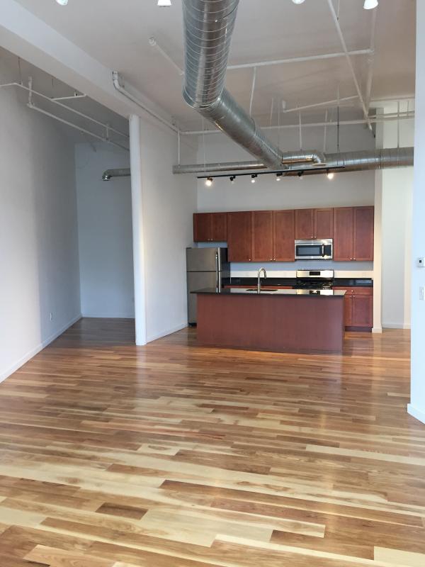 Foto principal - 600 Columbia Rd