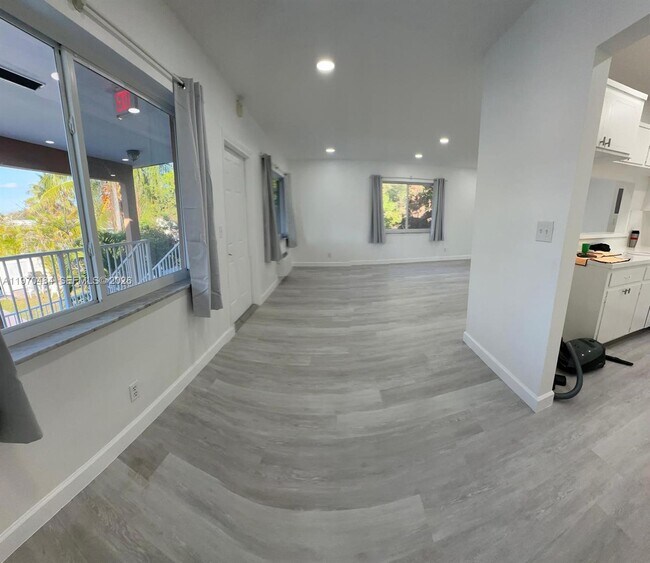 Foto del edificio - 2838 Madison St