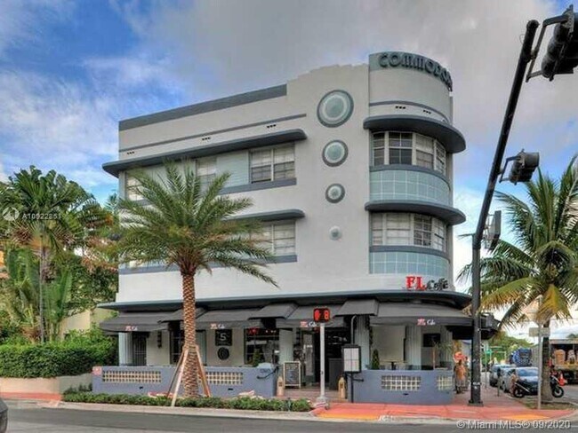 Building Photo - 1360 Collins Ave