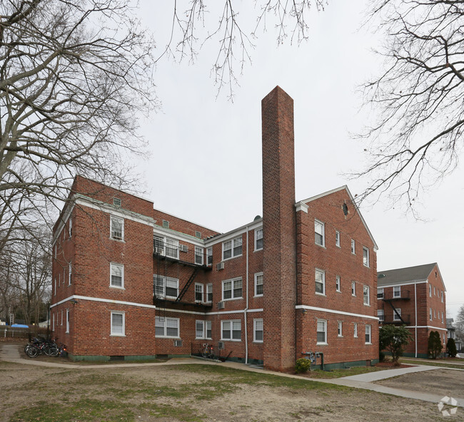 Foto del edificio - Maple Tree Apartments