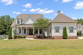 Building Photo - 5601 Old Pearce Rd