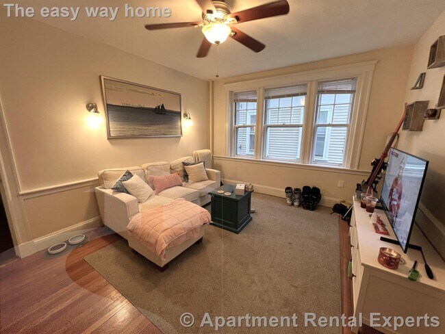 Building Photo - 13 Ellery St