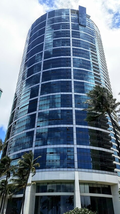 Foto principal - Nauru Tower Kakaako Furnished 2 Bedroom 2 ...