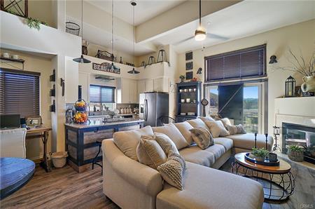 Foto del edificio - 482 Rockview St