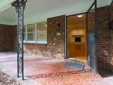 Foto del edificio - 1122 E 51st St