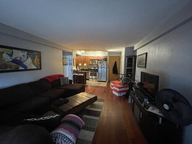 Building Photo - 4180 N Marine Dr