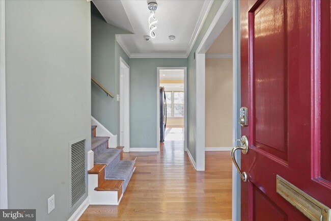 Building Photo - 6543 Cedarwood Ct
