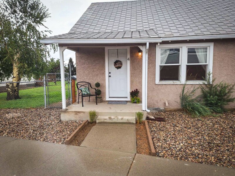 4 W Pacific St Unit 4 W Pacific St, East Helena, MT 59635 Room for