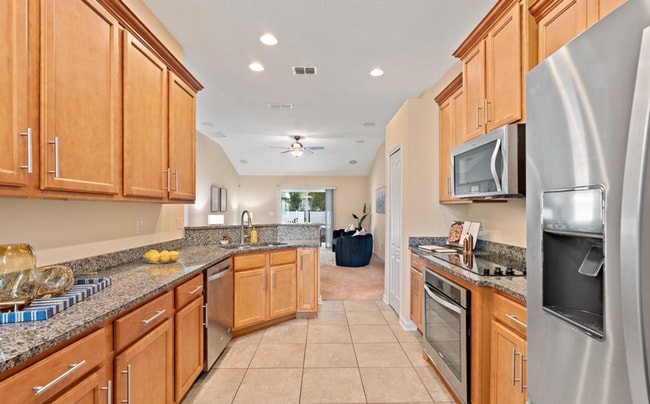 Building Photo - Cedarbrook Community Beauty, Holiday Gem, Available Now!