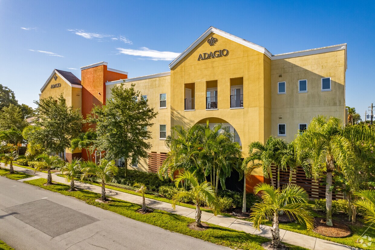 Foto principal - Adagio at Westshore Palms