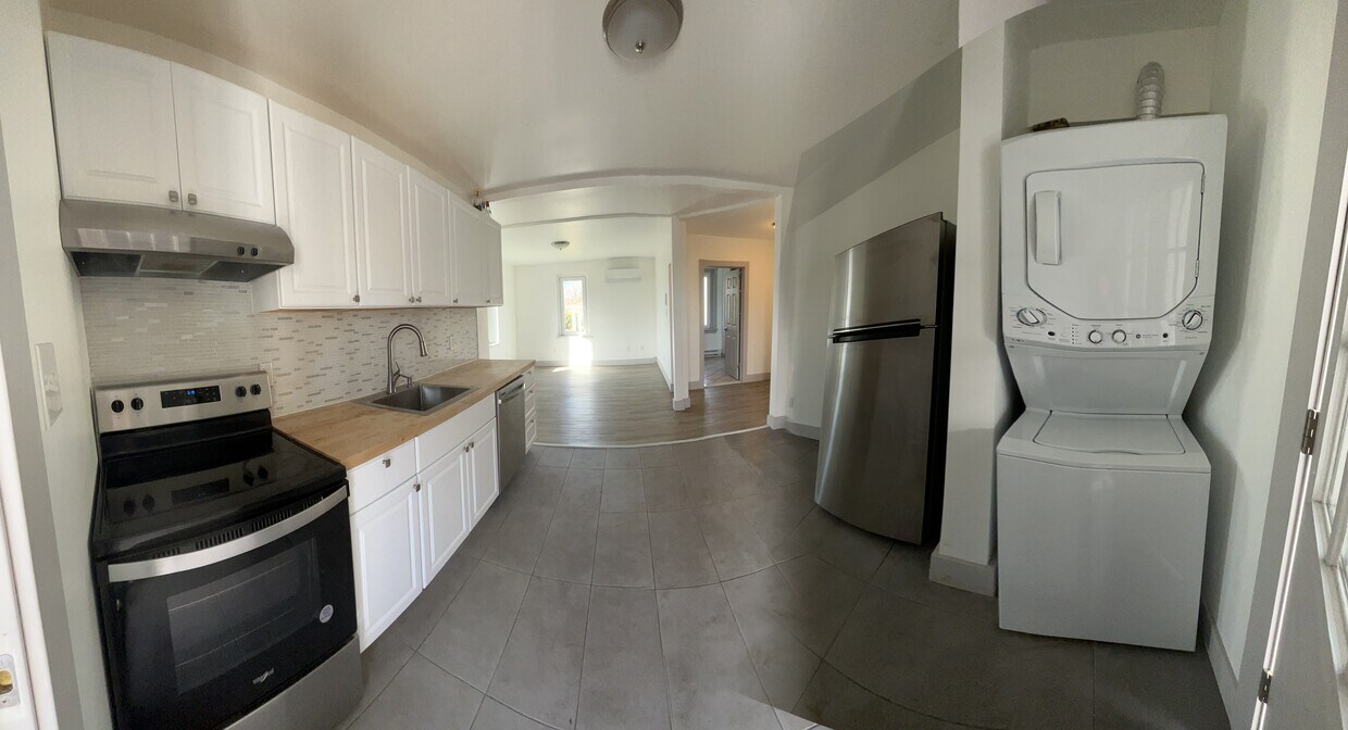 Kitchen - 57 Adams Ave