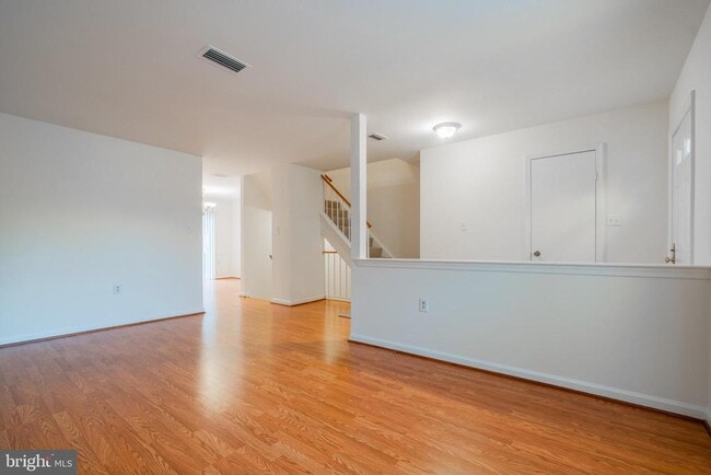 Building Photo - 14167 Royal Oak Ln