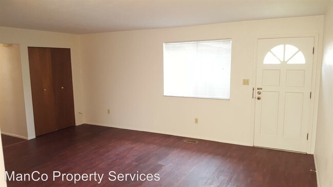 Building Photo - 460 Burman Ave