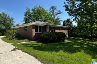 Building Photo - 249 Rebecca Dr