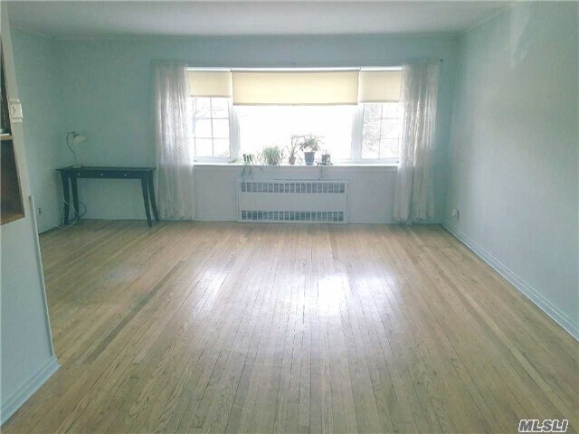 Foto del edificio - 249-14 41st Ave