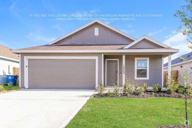 Building Photo - 16465 Blossom Grv Dr