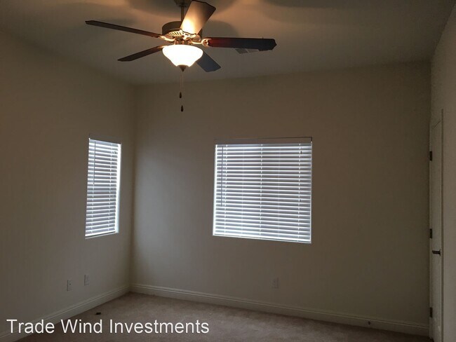 Foto del edificio - 2 br, 2 bath House - 7592 NICKLIN ST