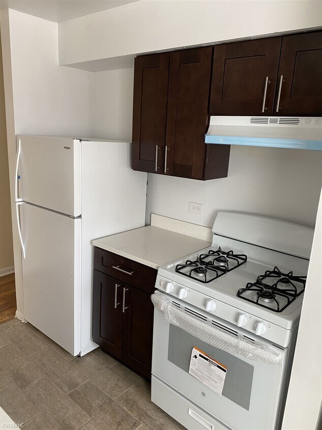 1 br, 1 bath - 8321 S King Dr 8331-3B - 1 br, 1 bath  - 8321 S King Dr 8331-3B