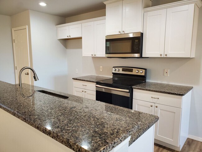 Foto del edificio - PRE-LEASE! Great 3/2/2 Located in Frenship ISD