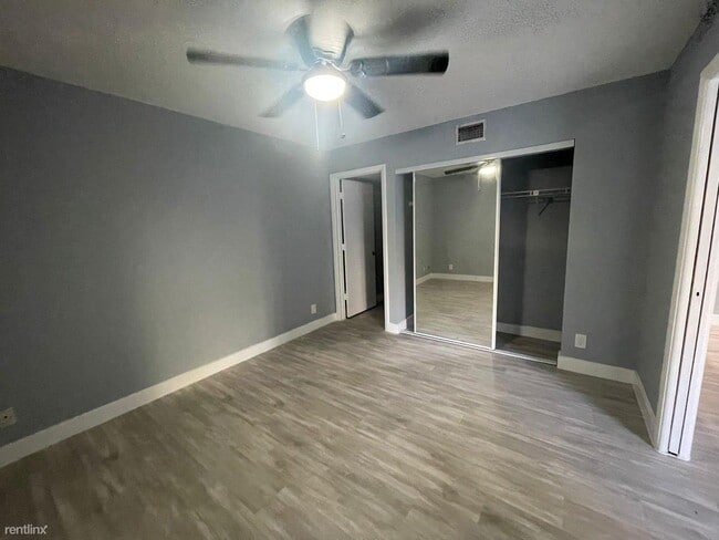 Building Photo - 2 br, 2 bath Condo - 602 Executive Center Dr