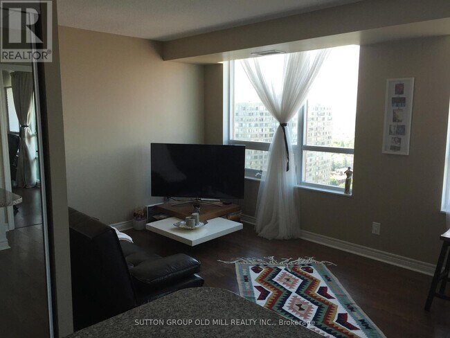 Photo du bâtiment - 208-2208 Enfield Pl