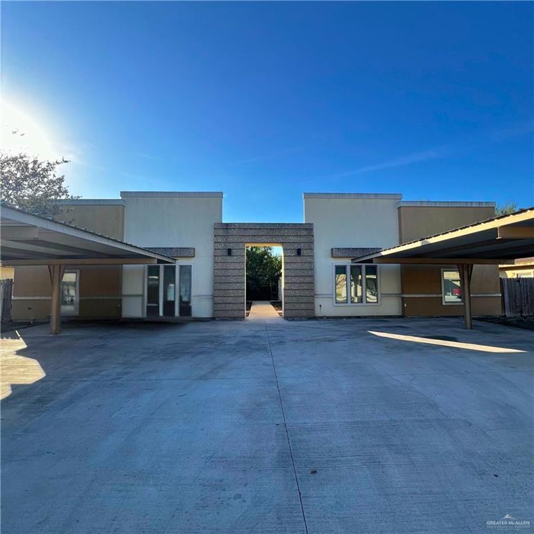 Foto principal - 5 Garden Ridge Dr