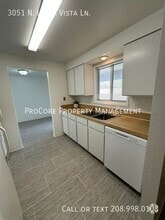Building Photo - 3051 N Linda Vista Ln