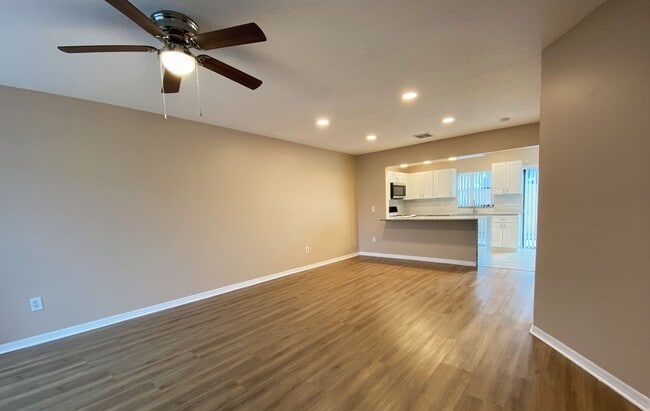 Building Photo - Modern Comfort Meets Convenience: Your 2-B...