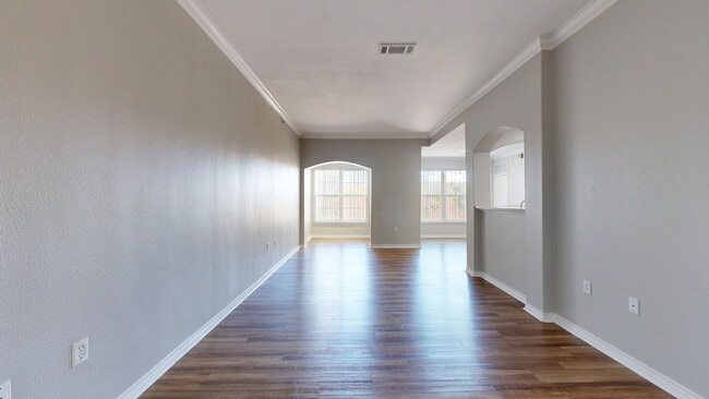 Interior Photo - Ridge at Blue Hills