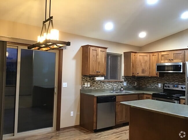 Building Photo - 4421 S Tribbey Trl