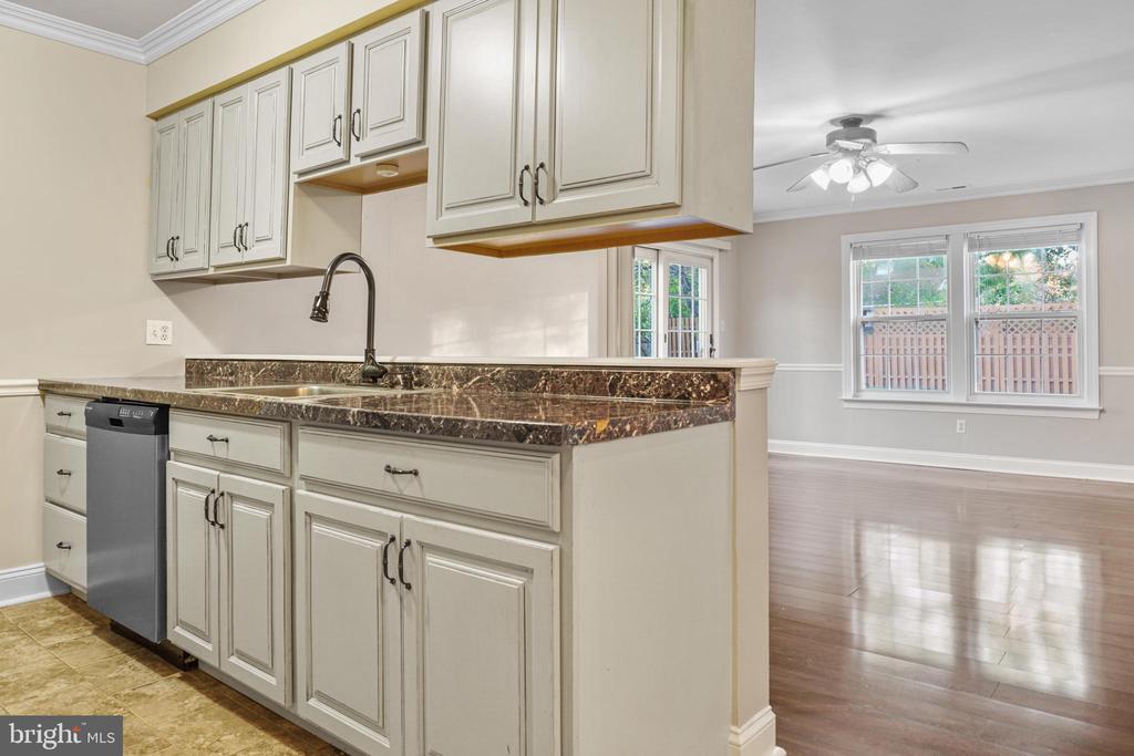 Foto principal - 226 Spring House Ln