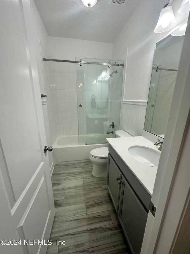 Building Photo - 289 Palm Breeze Dr