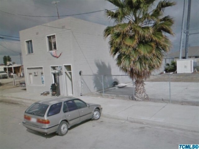 Primary Photo - 216 Compton St