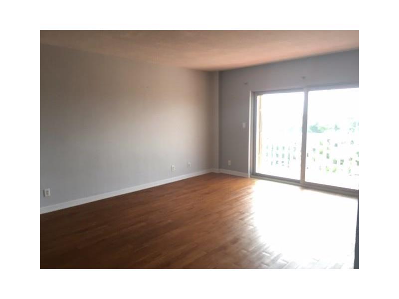 Foto principal - 1831 NE 38th St
