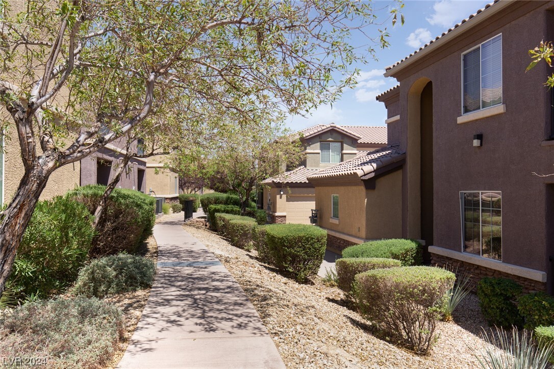 Primary Photo - 6868 Sky Pointe Dr