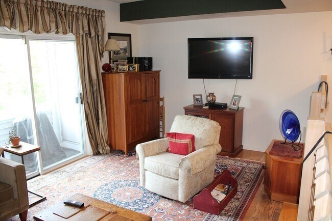 Foto del edificio - 114 Burkhall St