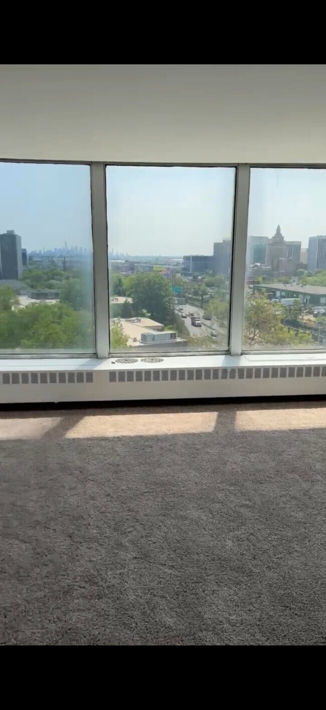 Foto del edificio - 25 Clifton Ave