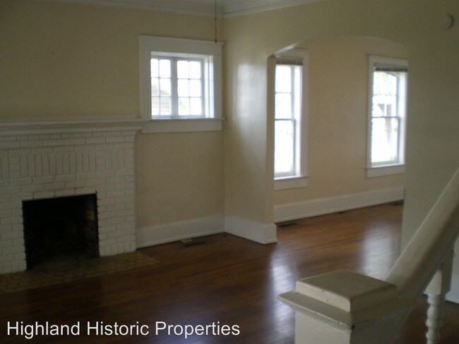 Building Photo - 1425 33rd St S
