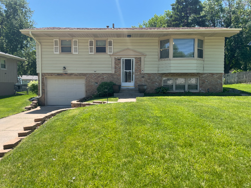 Foto principal - 10523 R St