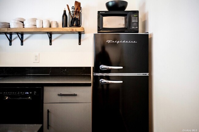 Building Photo - 23 Wilson Commons