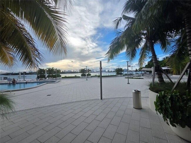 Foto del edificio - 1000 West Ave