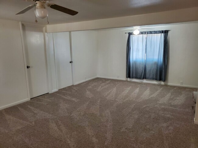 Foto del edificio - 3 Bedroom Manufactured Home in Bullhead City.