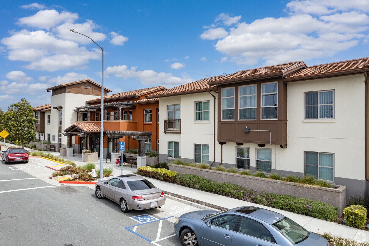 Primary - Miraflores Senior Apartments